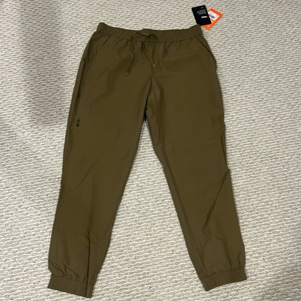 Bass out doors wind pant